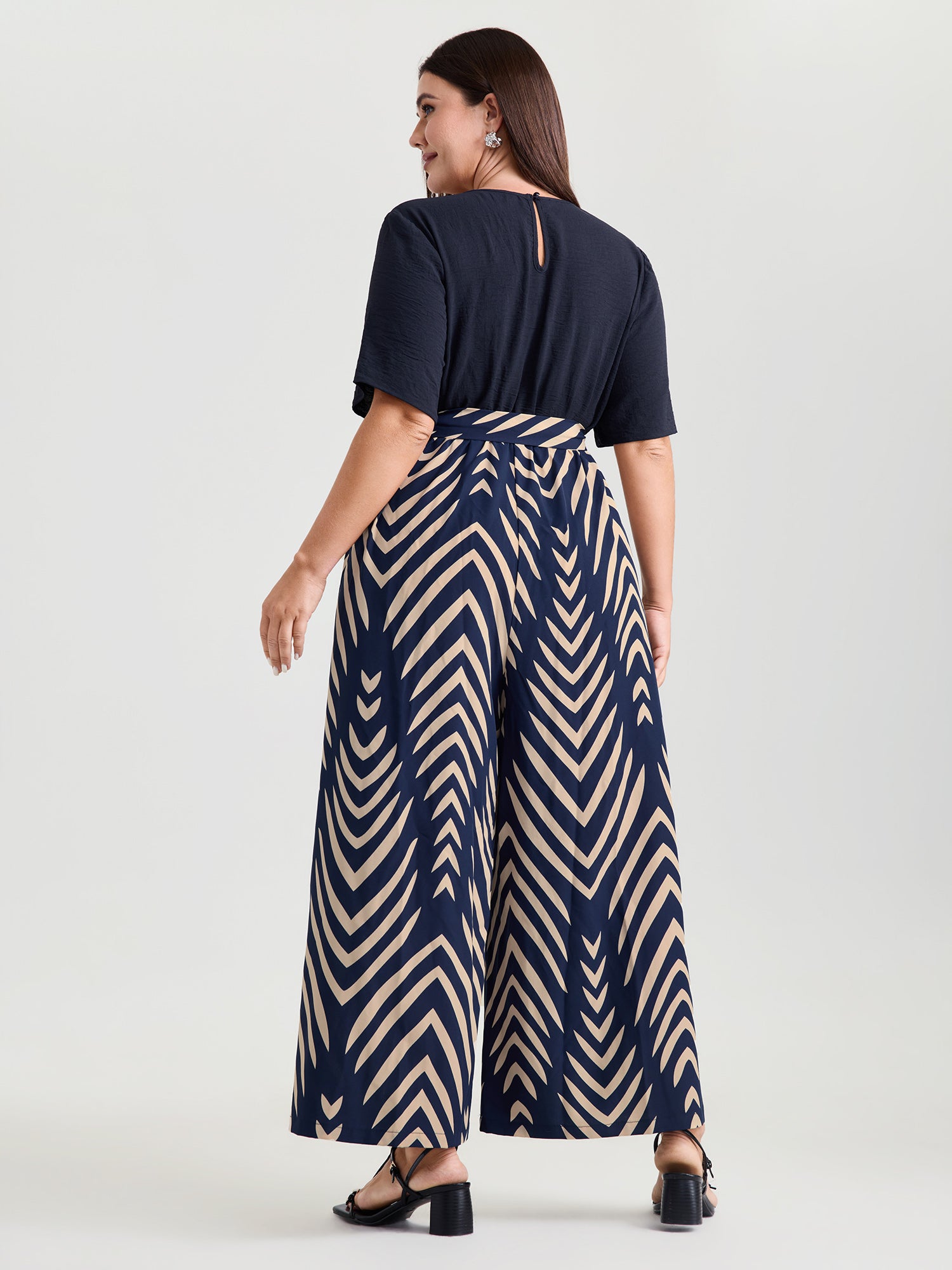 Geometric Print V-Neck Stretchy Jumpsuit